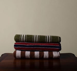 HELENA TOWEL IN NAVY AND RED