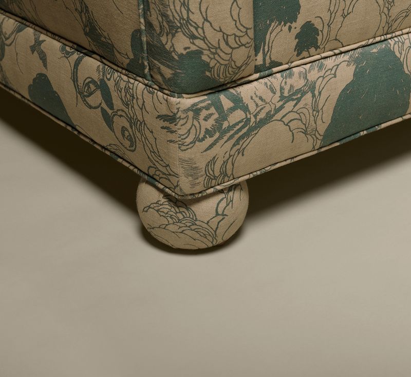 PIERCE & WARD SATURDAY SOFA IN PARASOL TOILE