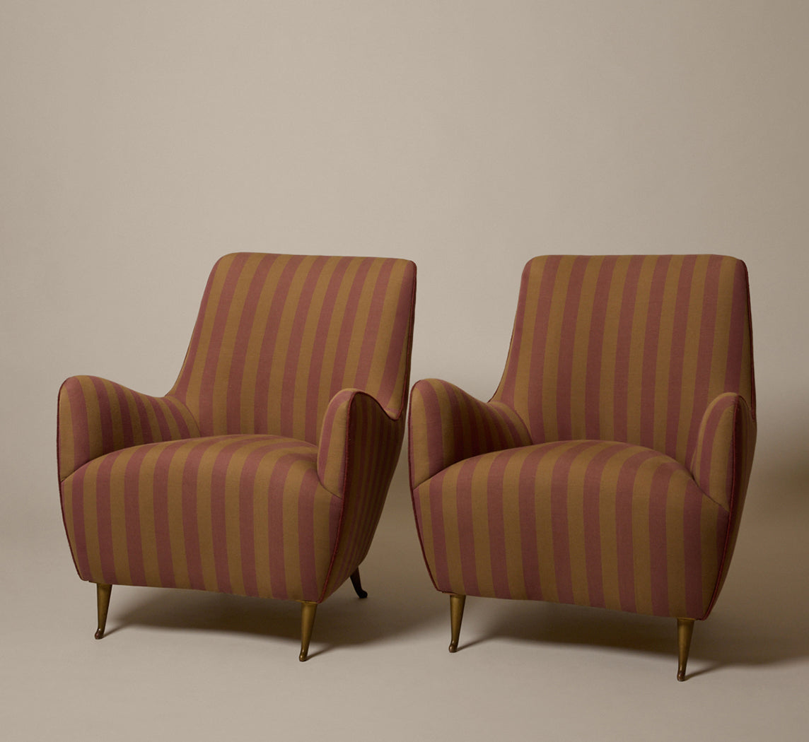 PAIR OF 1950S ITALIAN ARM CHAIRS BY I.S.A BERGAMO