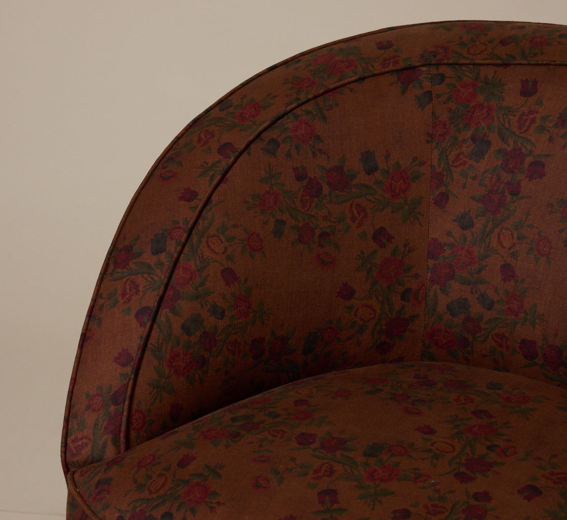VLADIMIR KAGAN STYLE SPRING VINE FLORAL UPHOLSTERED SWIVEL LOUNGE CHAIR AND OTTOMAN