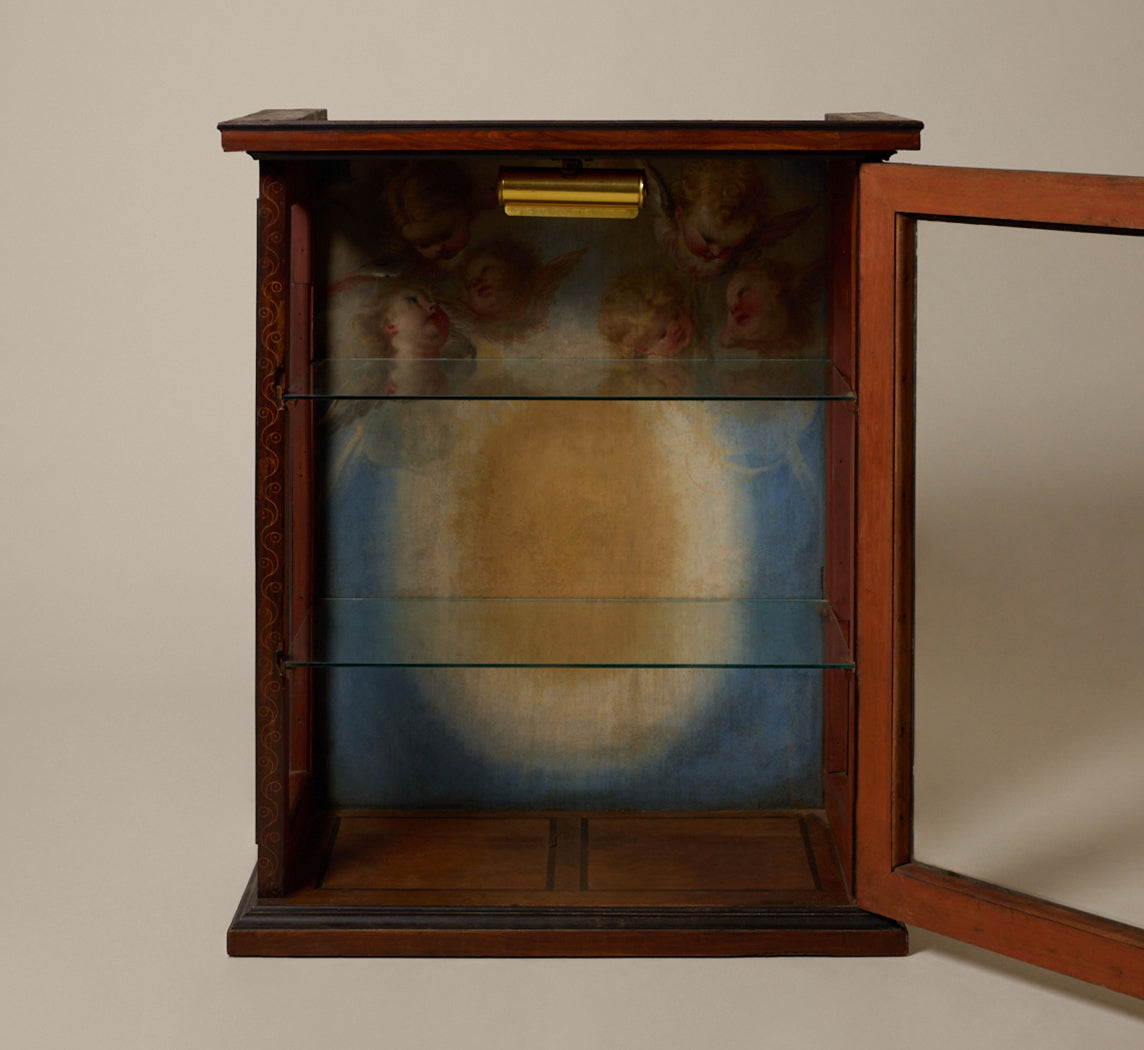 19TH CENTURY INLAID EBONY & ROSEWOOD VITRINE WITH PAINTED CHERUBS