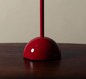 FLOWERPOT PORTABLE TABLE LAMP VP9 IN VERMILION RED