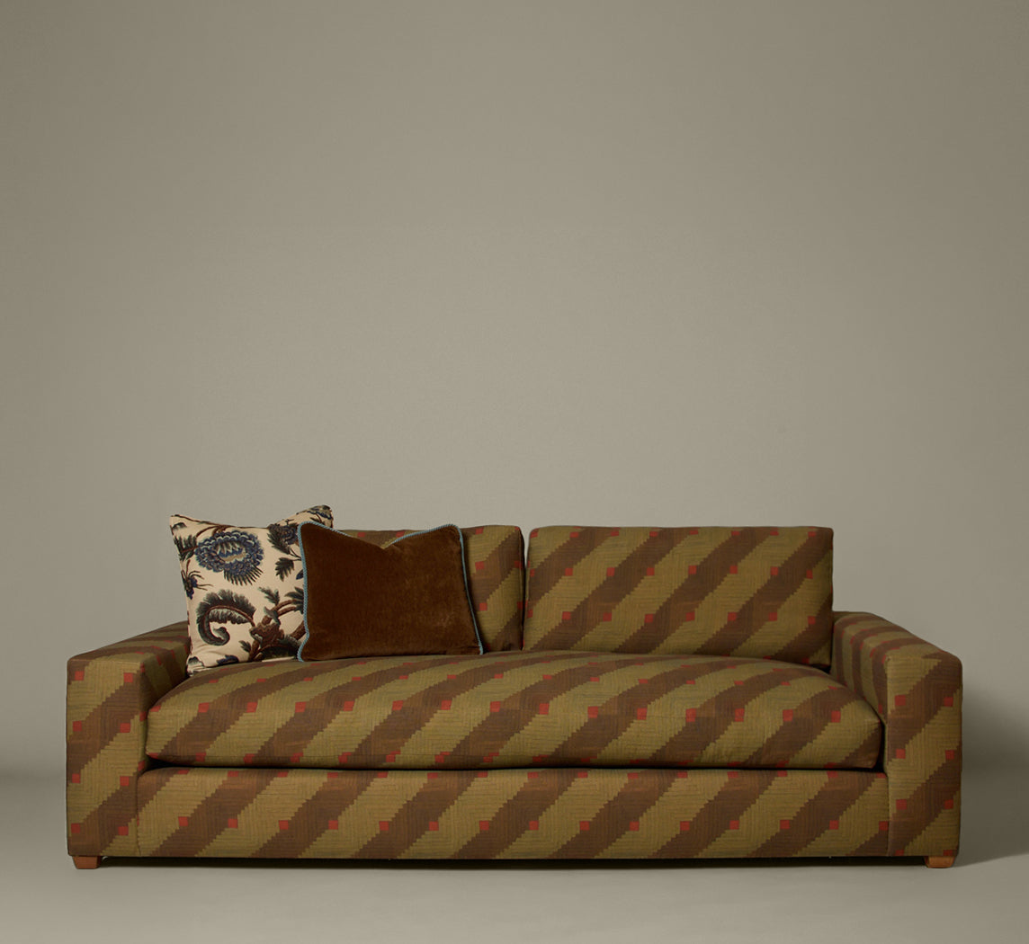 PIERCE & WARD SUNDAY SOFA IN QUILT
