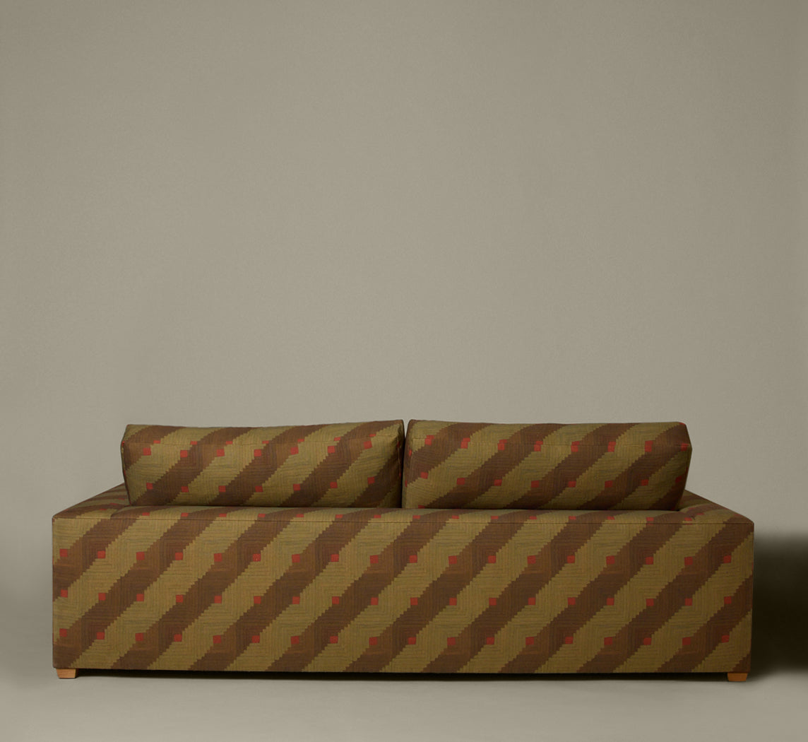 PIERCE & WARD SUNDAY SOFA IN QUILT