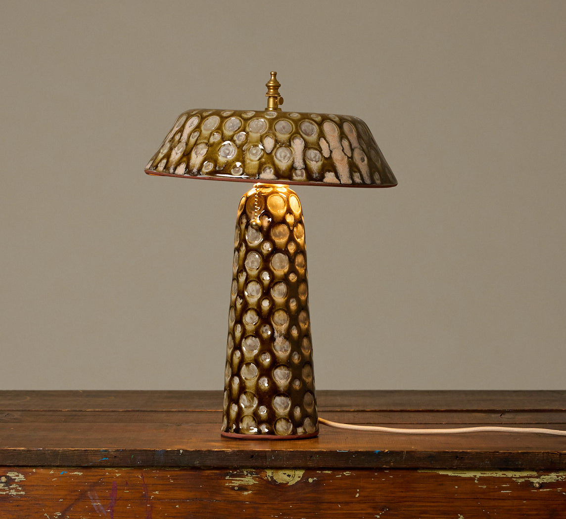 CASA ALFARERA POLKA LAMP IN CARAMEL BROWN WITH CREAM DOTS