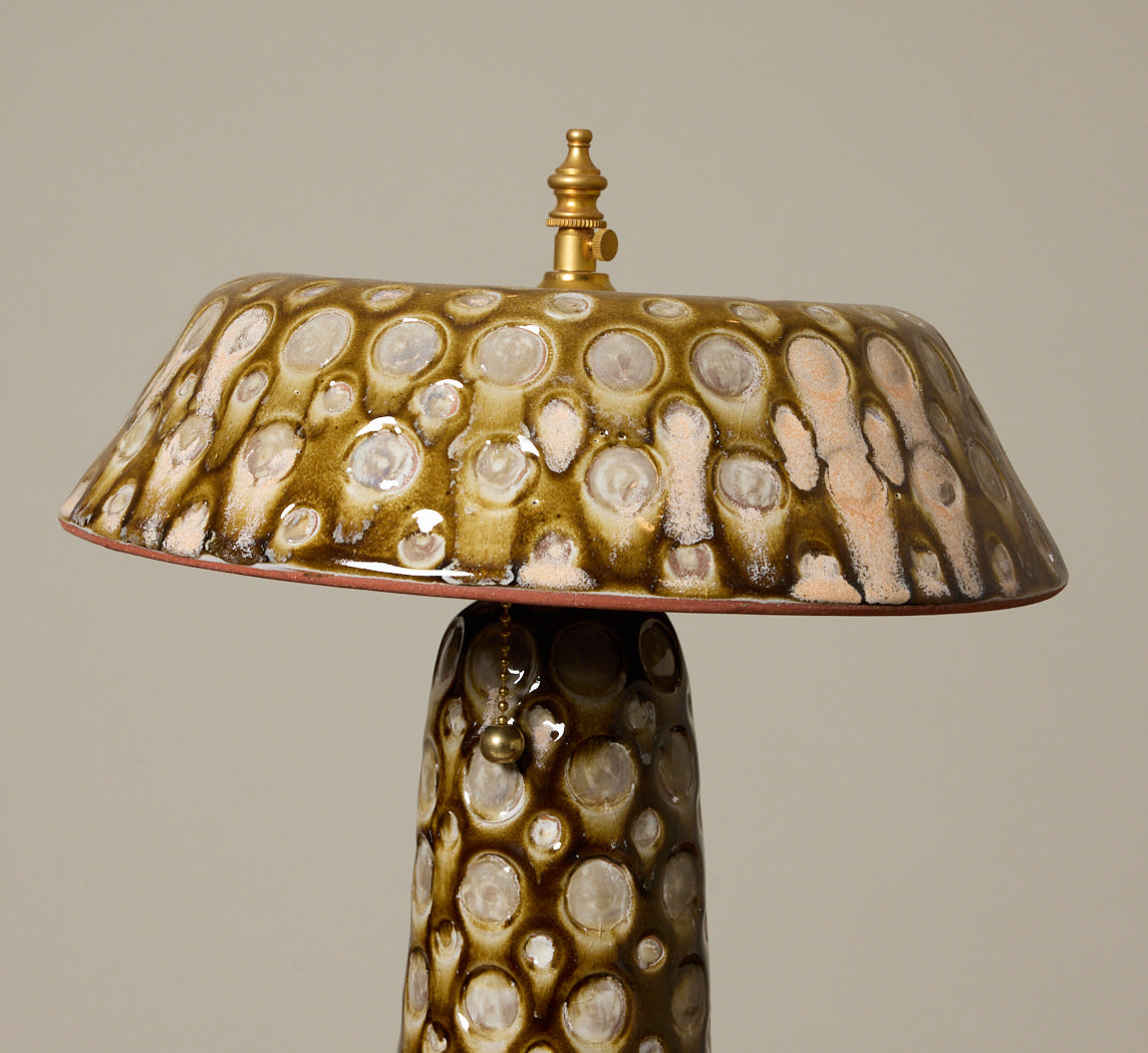 CASA ALFARERA POLKA LAMP IN CARAMEL BROWN WITH CREAM DOTS