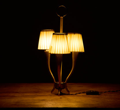 CIRCA 1940S ITALIAN TABLE LAMP WITH ORIGINAL PLEATED SHADES