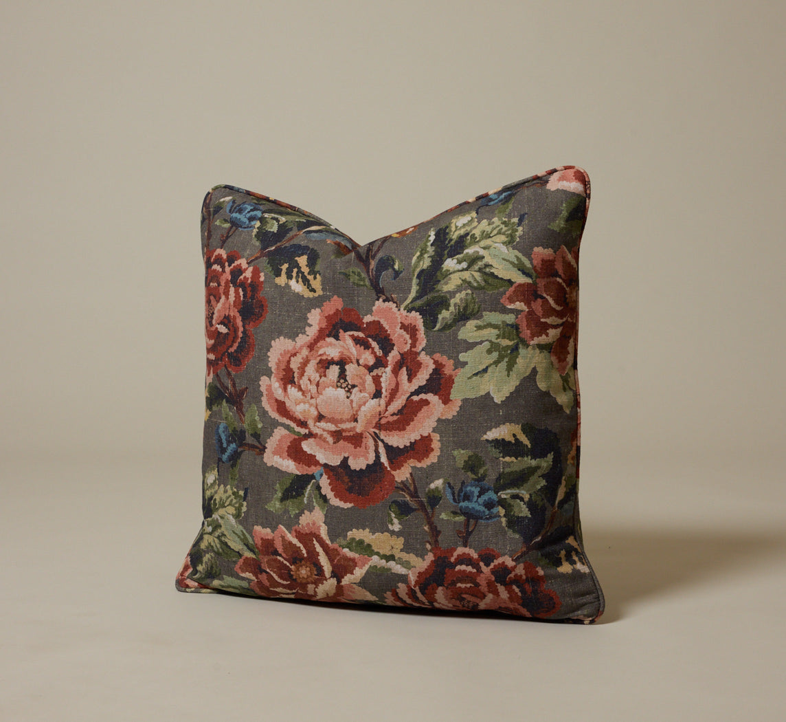 THE PORTIA PILLOW