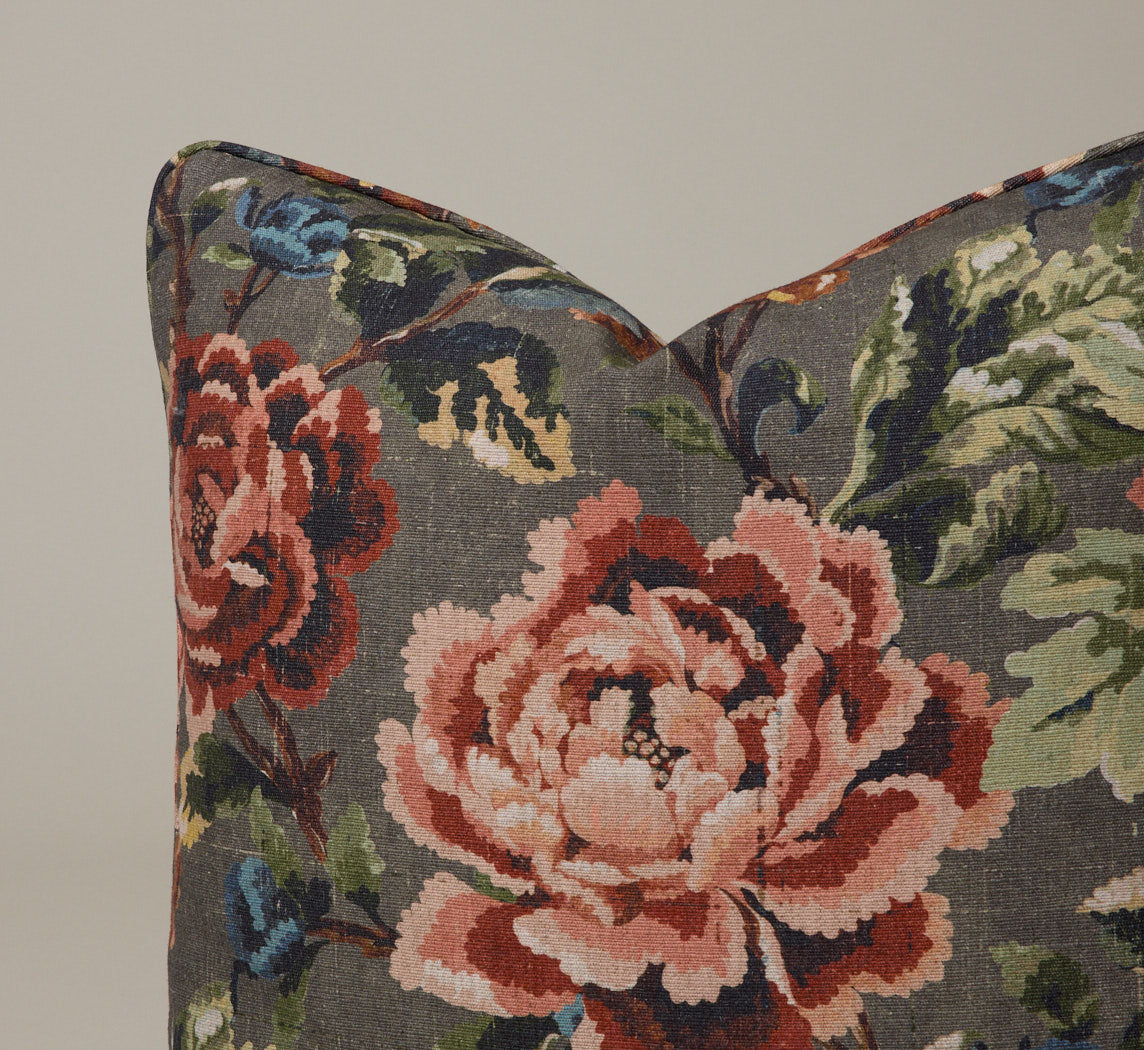 THE PORTIA PILLOW