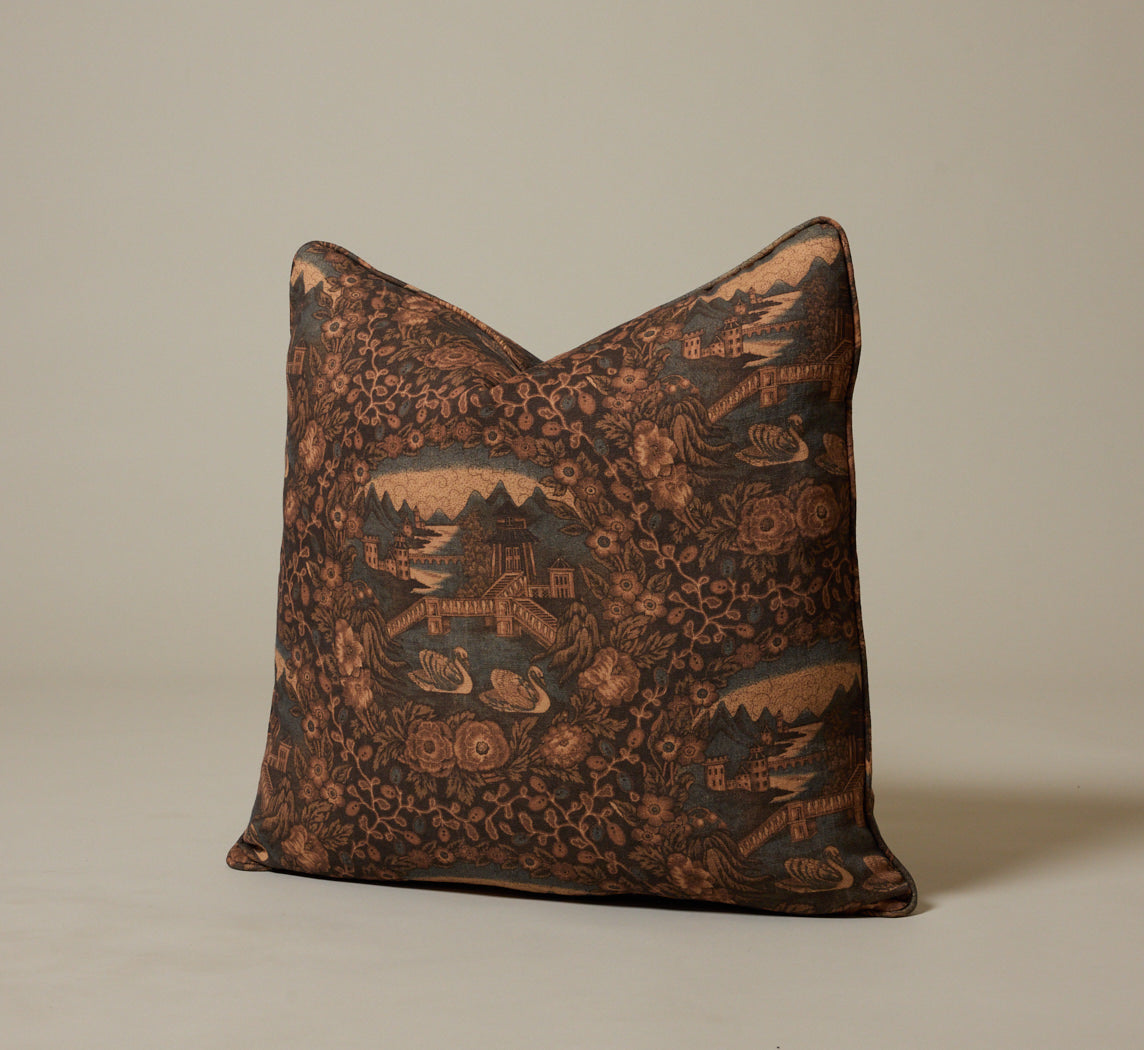 THE OPHELIA PILLOW