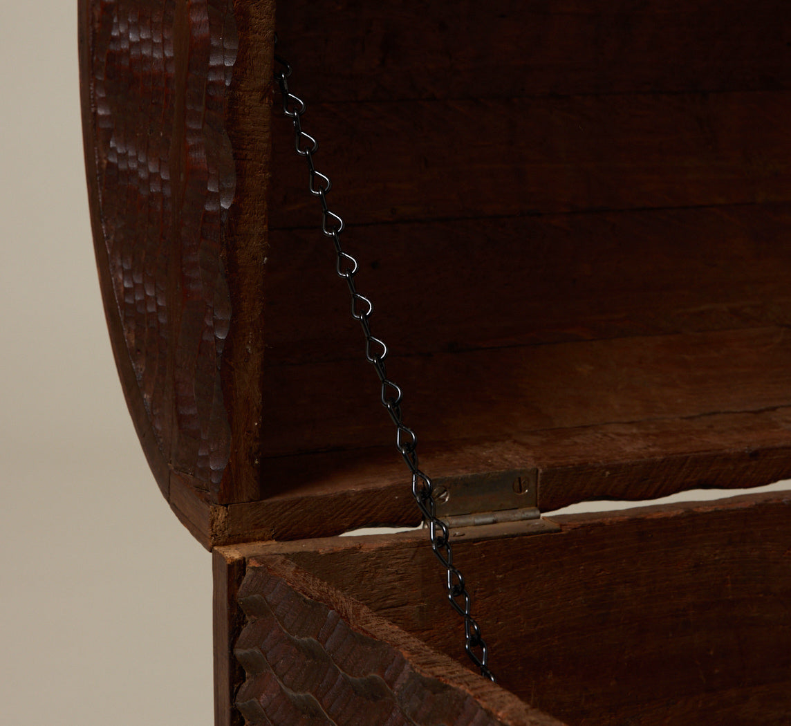 19TH CENTURY FOLK ART CHIP CARVED CHEST