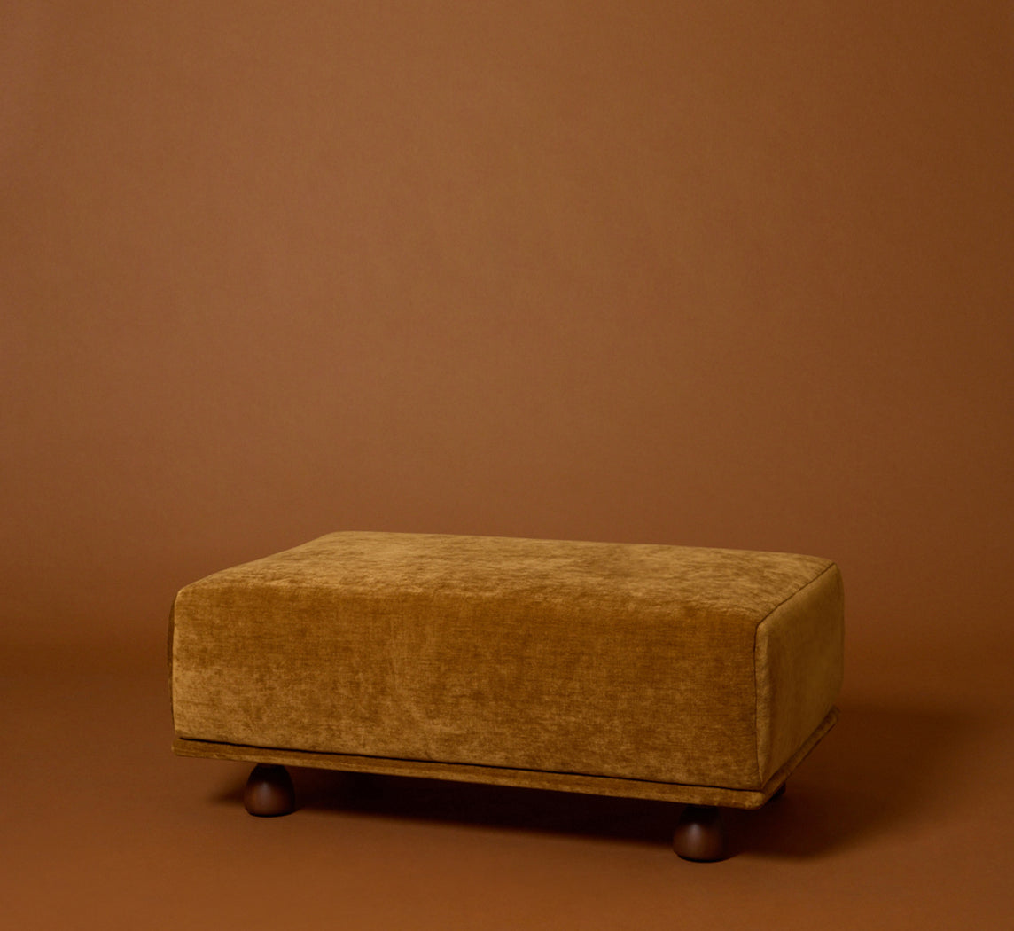 PIERCE & WARD ENZO MODULAR SOFA IN HONEY CHENILLE