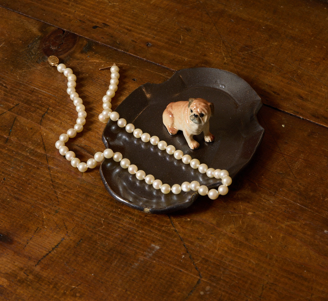 ABRA CERAMIC FIGURINE DISH WITH PUG