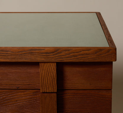 Antoine Desk