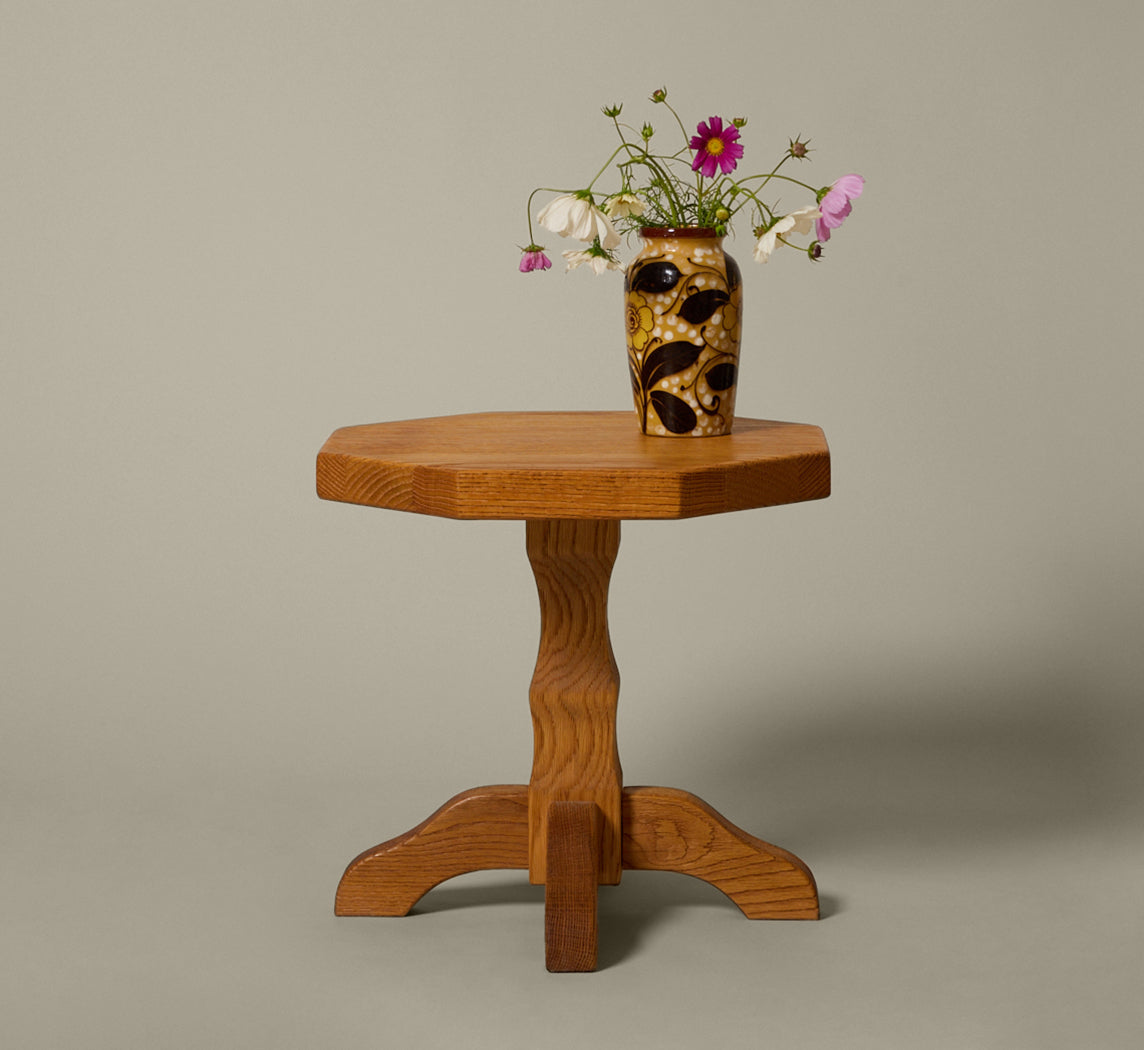 VINTAGE FRENCH OAK SIDE TABLE