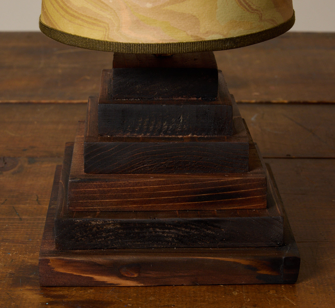 VINTAGE FOLK ART PINE PYRAMID TABLE LAMP WITH SUMINAGASHI SHADE