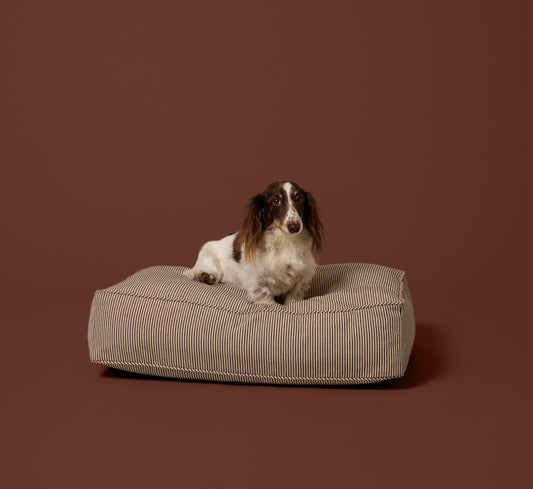 PIERCE & WARD DOG BED IN ESSEX STRIPE (MULTIPLE SIZES)