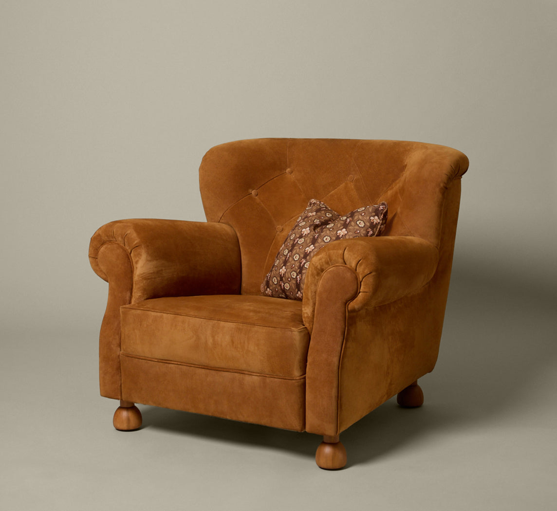 FRITZ HANSEN STYLE DANISH LOUNGE CHAIR IN CARAMEL SUEDE