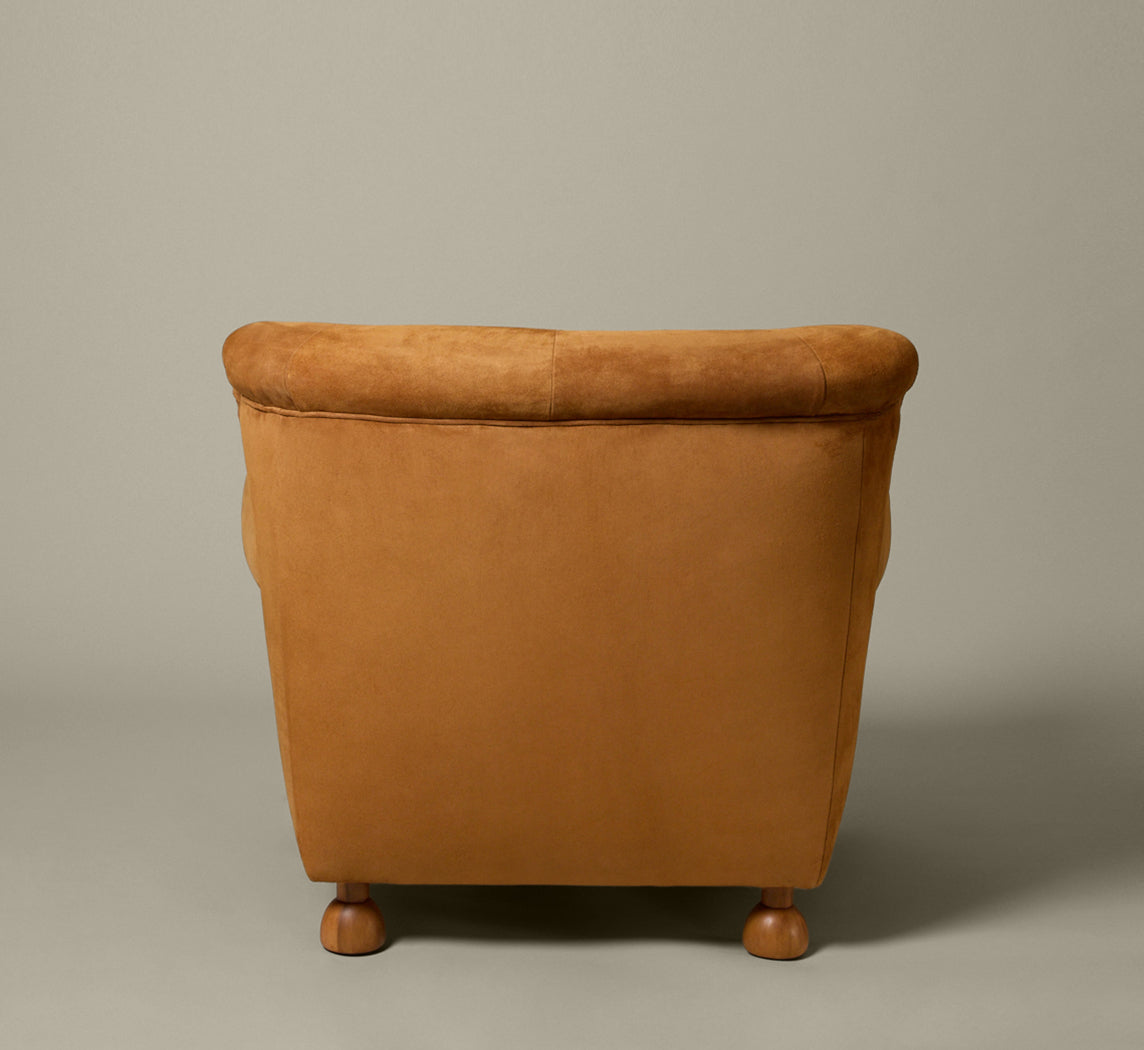 FRITZ HANSEN STYLE DANISH LOUNGE CHAIR IN CARAMEL SUEDE