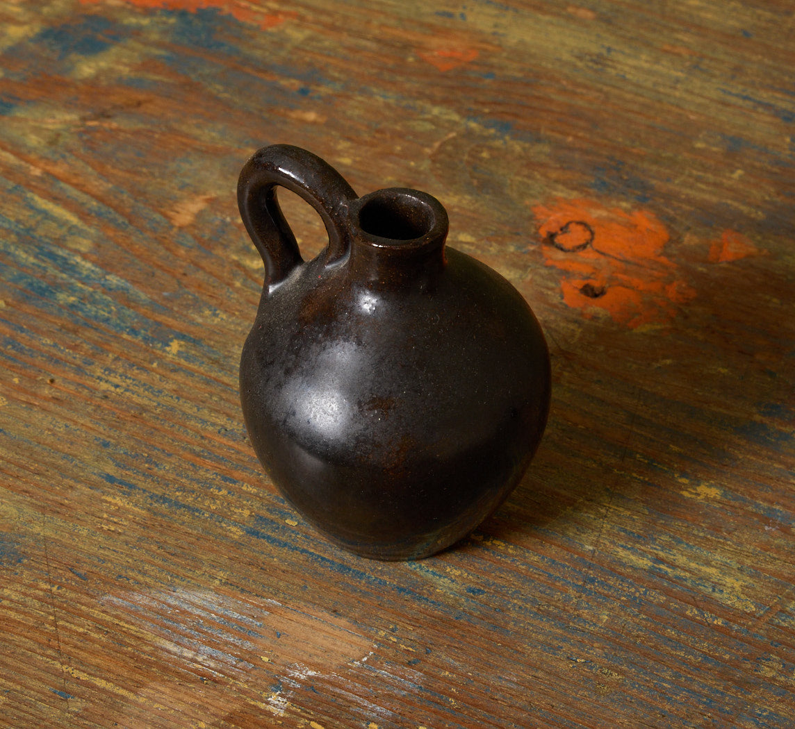 PAIR OF PETITE 19TH CENTURY REDWARE JUGS