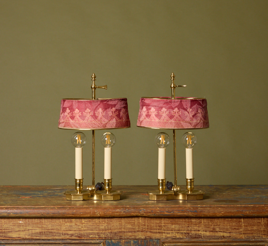 PAIR OF LOUIS XVI STYLE BOUILLOTTE LAMPS IN GILDED BRONZE WITH DAMASK  SHADES