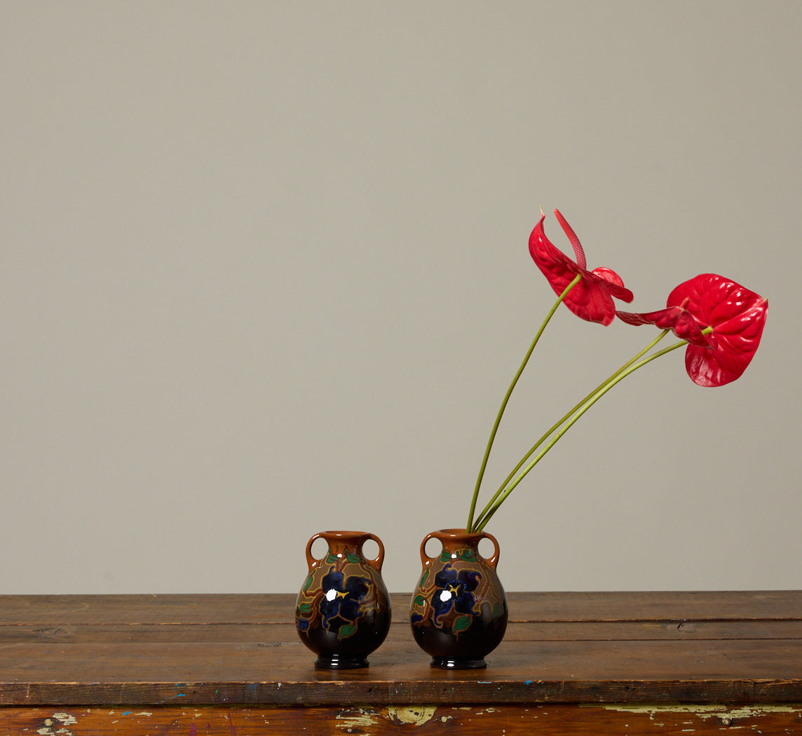 PETITE 1920S DUTCH ART NOUVEAU AMPHORA VASE