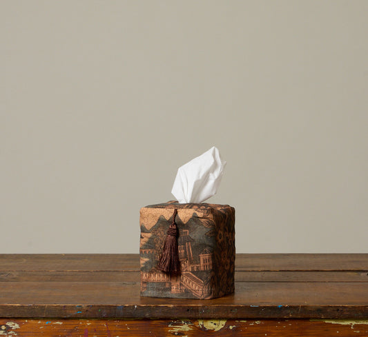 PIERCE & WARD OPHELIA TISSUE BOX COVER