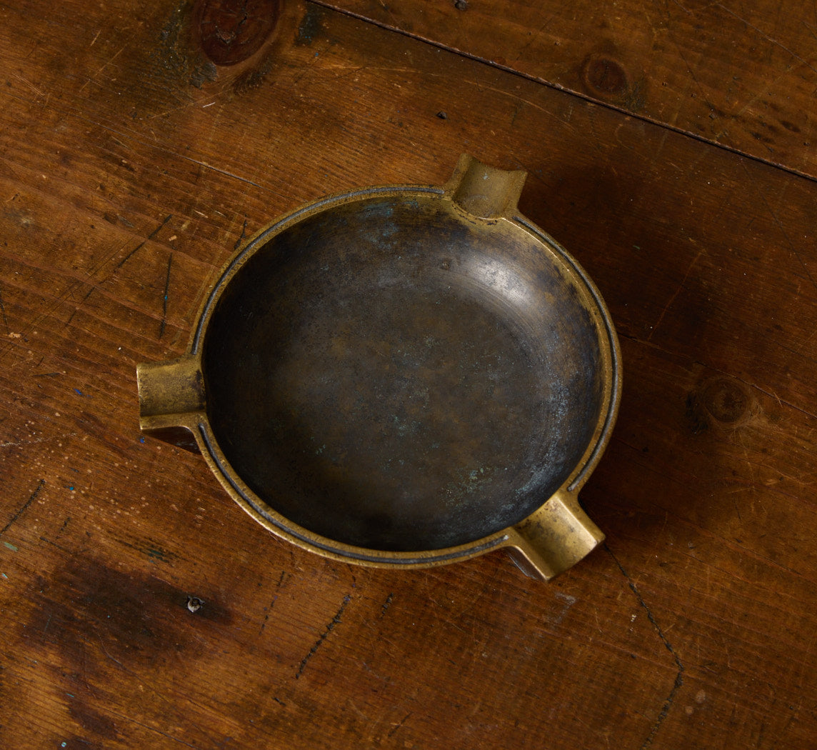 1930S BAUHAUS BRONZE ASHTRAY