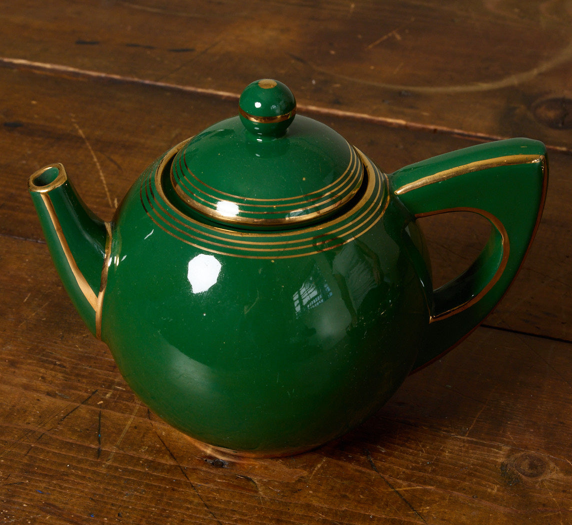 1940S ITALIAN EMERALD & GOLD TEA SERVICE