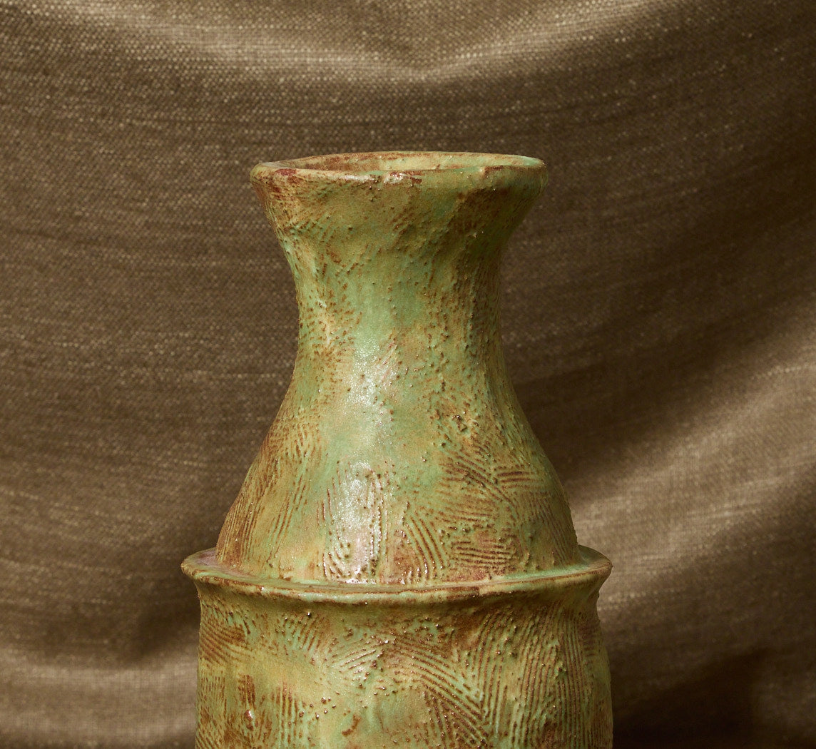 MARBLED STONEWARE VASE IN OSSIDO BY POTTERY ROMA