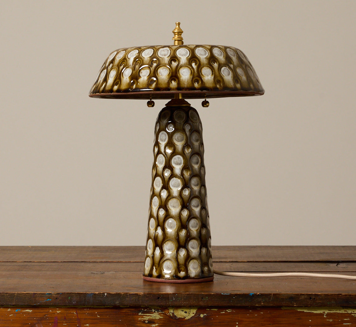 CASA ALFARERA POLKA LAMP IN CARAMEL BROWN WITH CREAM DOTS