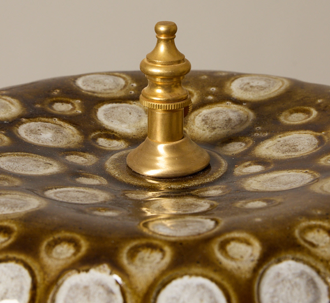CASA ALFARERA POLKA LAMP IN CARAMEL BROWN WITH CREAM DOTS