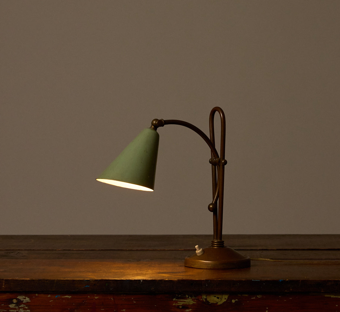 1940S ITALIAN MINT GREEN & BRASS TABLE LAMP