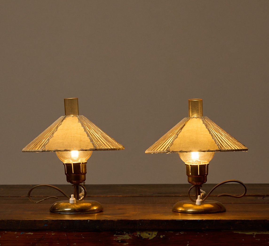 PAIR OF 1950S ITALIAN BRASS DESK LAMPS WITH OPEN WEAVE SHADES