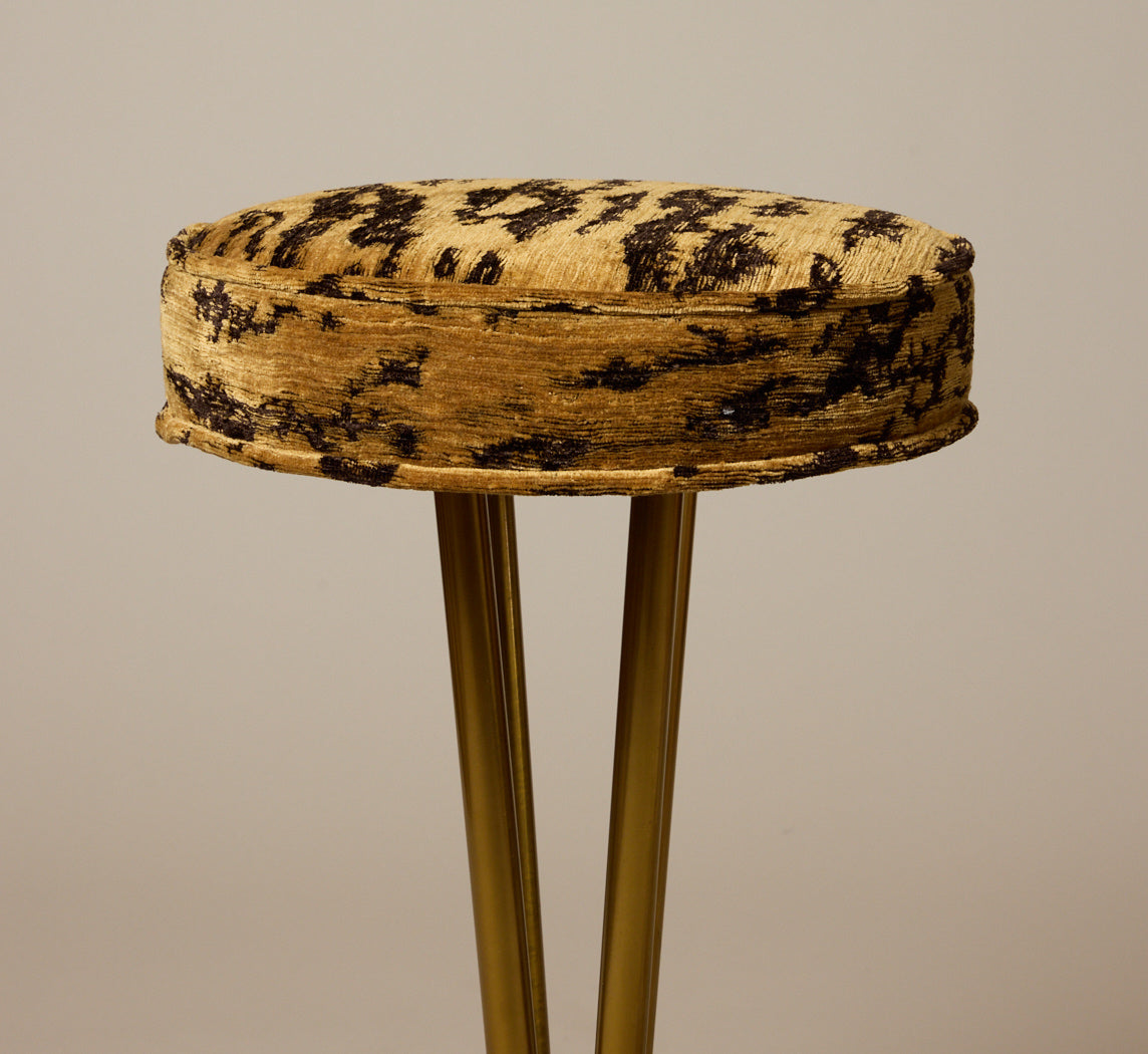 PAIR OF 1960S ITALIAN BRASS BAR STOOLS