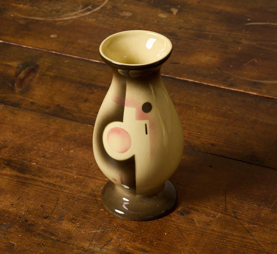 PAIR OF GERMAN SPRITZDEKOR VASES, CIRCA 1928-1933