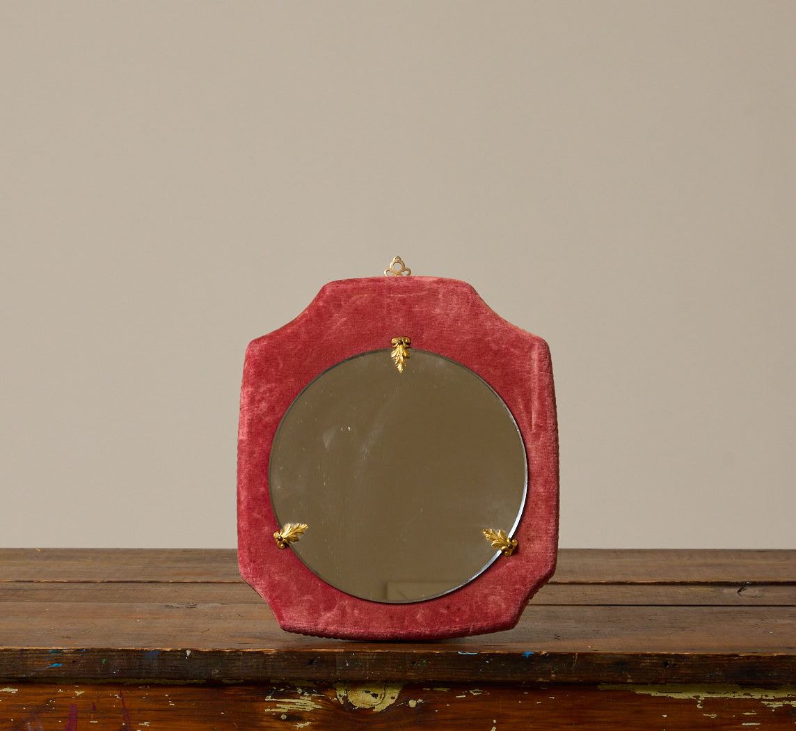 1950S ITALIAN DUSTY ROSE VELVET UPHOLSTERED WALL MIRROR