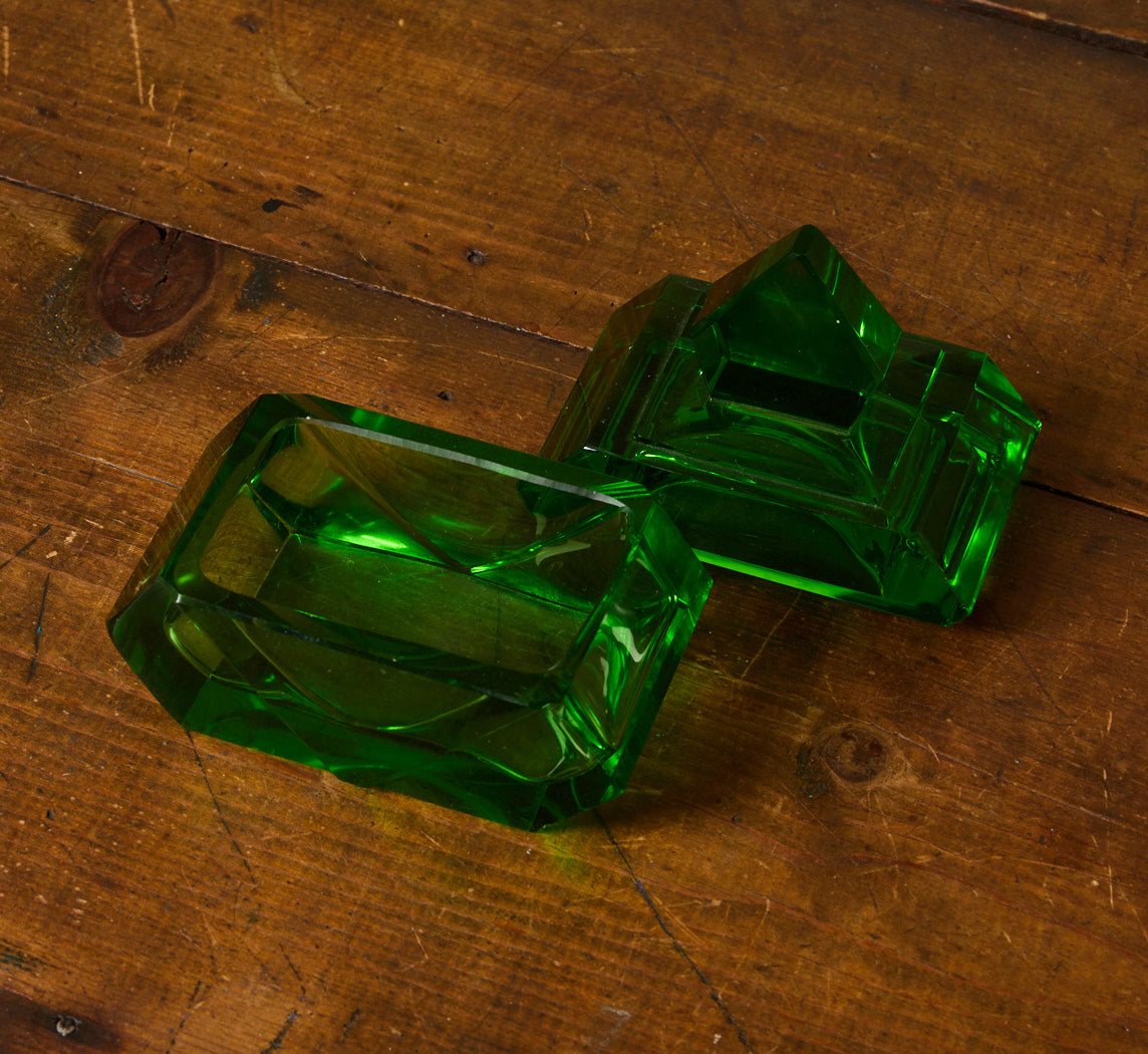 1930S ART DECO EMERALD GLASS TRINKET JAR