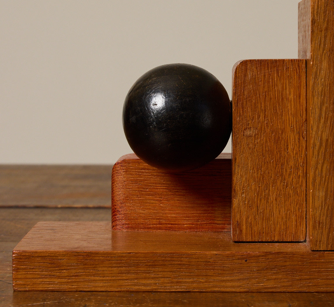 PAIR OF 1920S AMSTERDAM SCHOOL GEOMETRIC OAK BOOKENDS