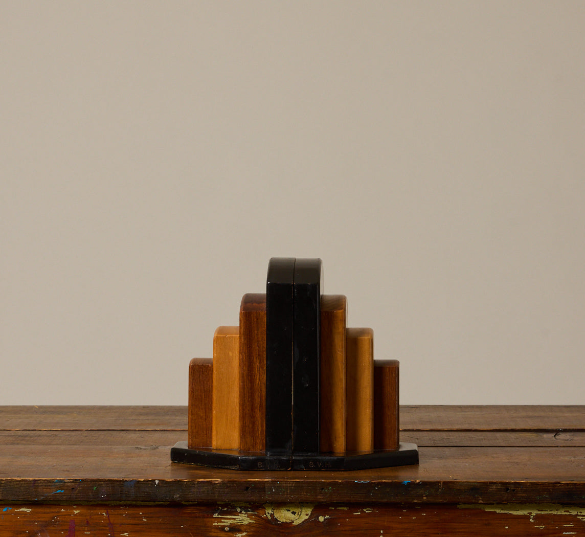 DUTCH ART DECO BOOKENDS, CIRCA 1920S