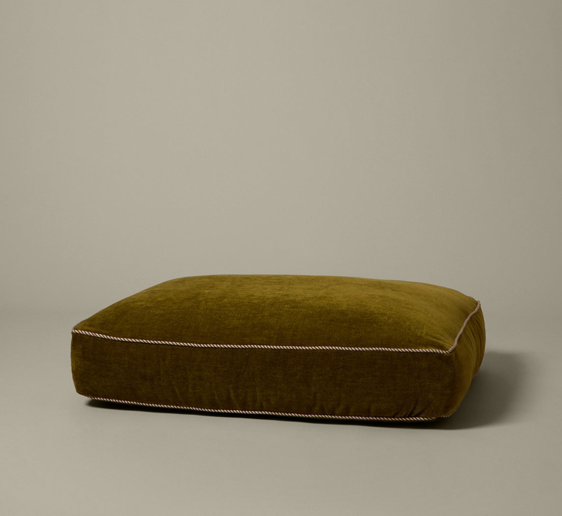 PIERCE & WARD DOG BED IN OLIVE GREEN CHENILLE (MULTIPLE SIZES)