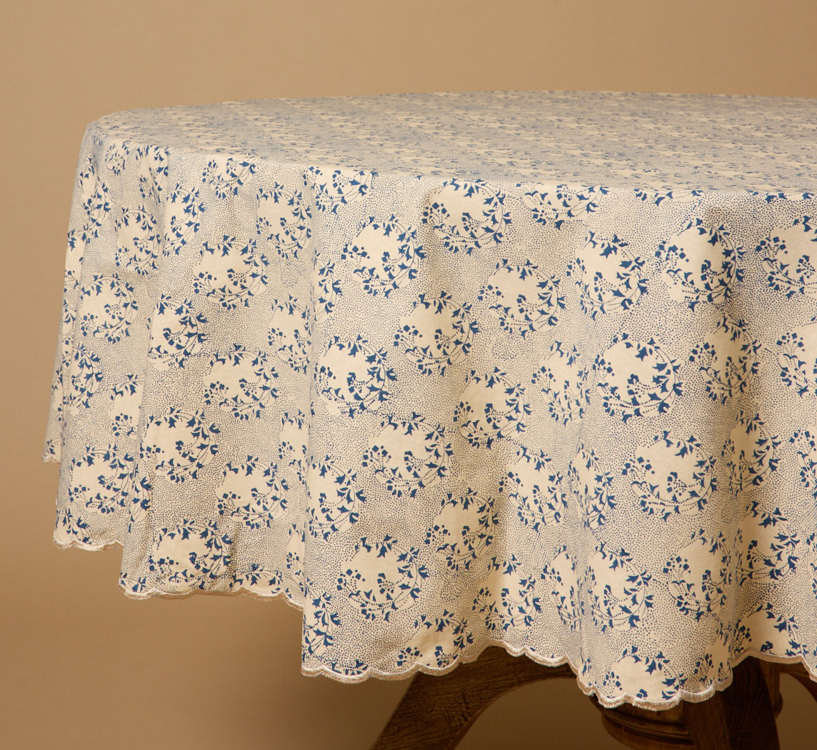 PIERCE & WARD ROUND TABLECLOTH IN BLUE MOON FLORAL
