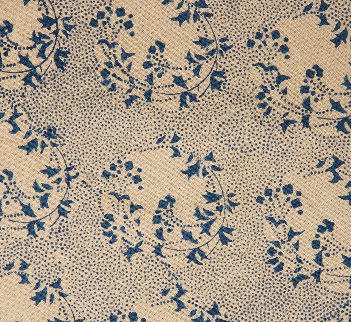 PIERCE & WARD ROUND TABLECLOTH IN BLUE MOON FLORAL