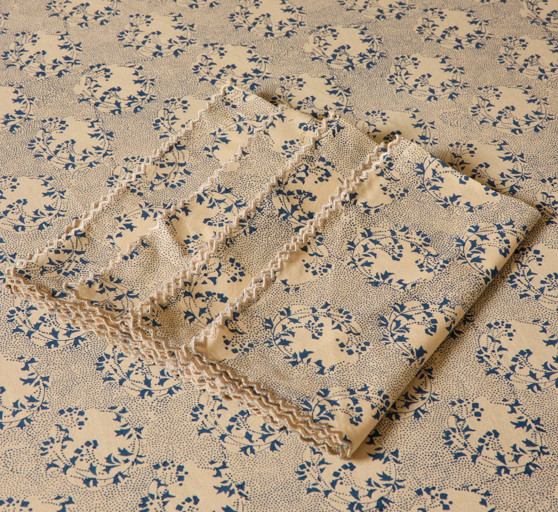 PIERCE & WARD NAPKIN IN BLUE MOON FLORAL