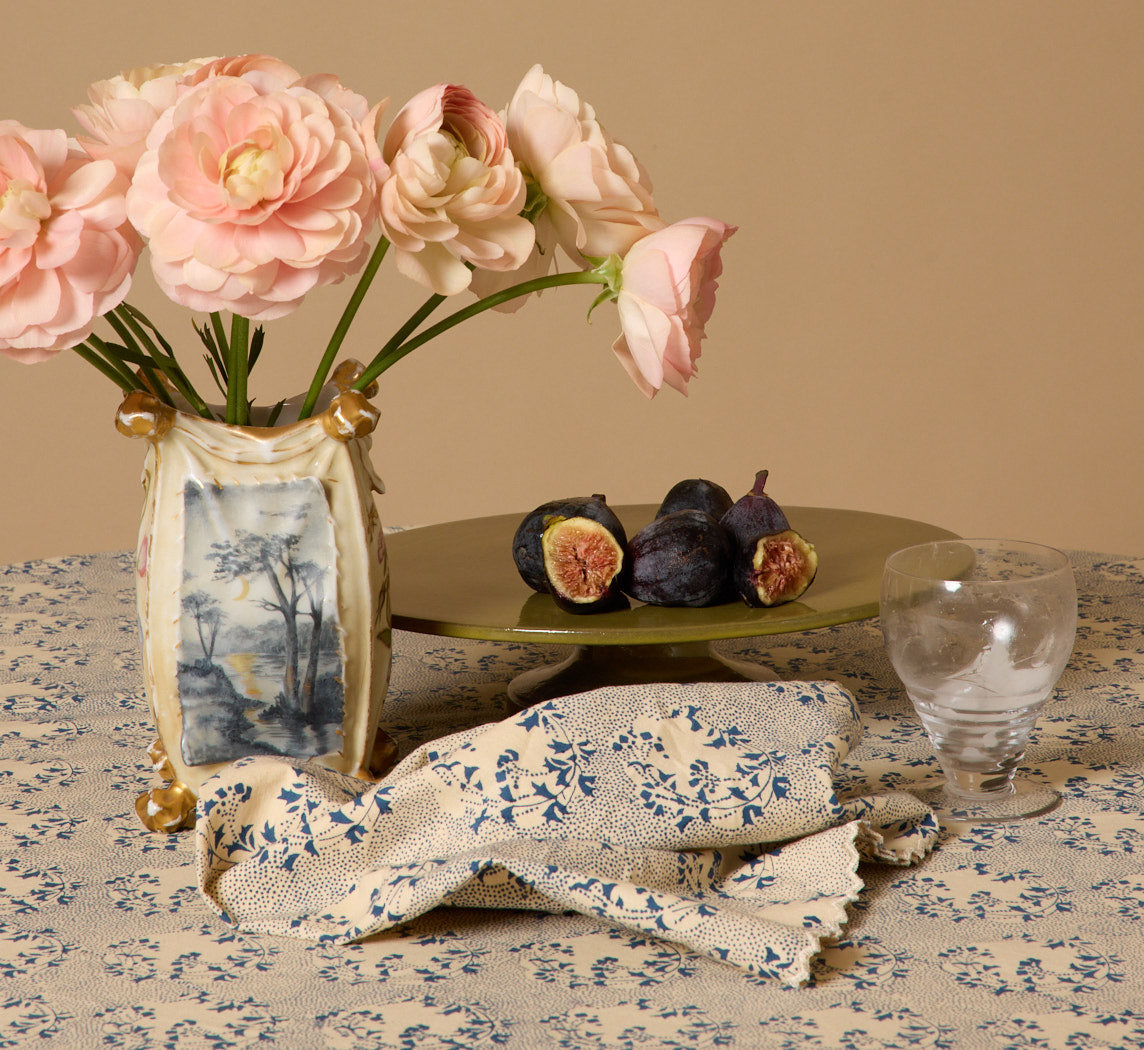 PIERCE & WARD NAPKIN IN BLUE MOON FLORAL