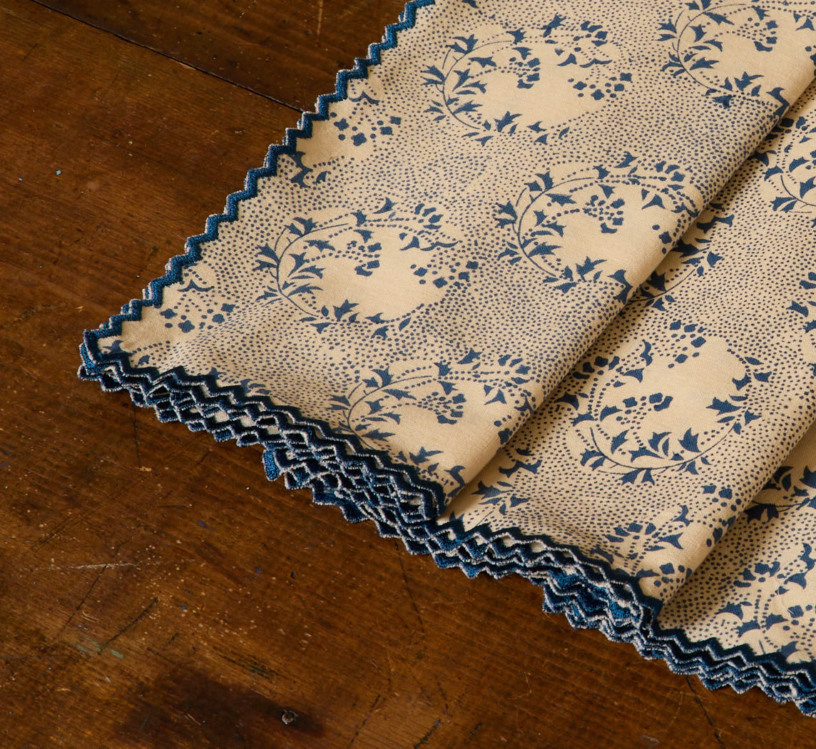 PIERCE & WARD NAPKIN IN BLUE MOON FLORAL