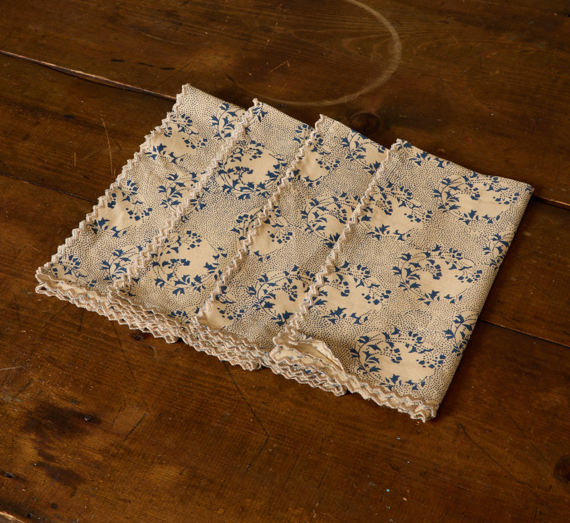 PIERCE & WARD NAPKIN IN BLUE MOON FLORAL