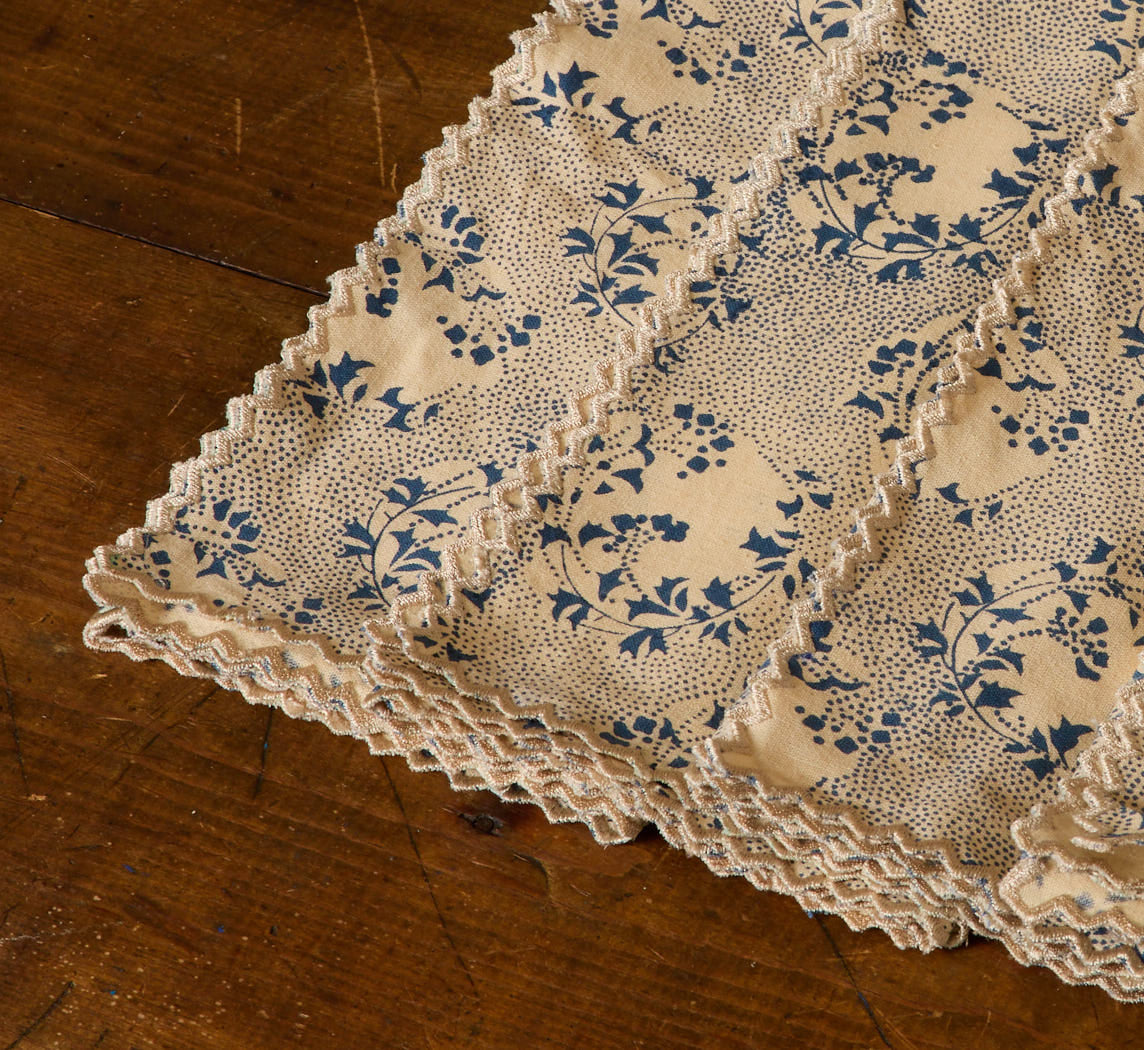 PIERCE & WARD NAPKIN IN BLUE MOON FLORAL