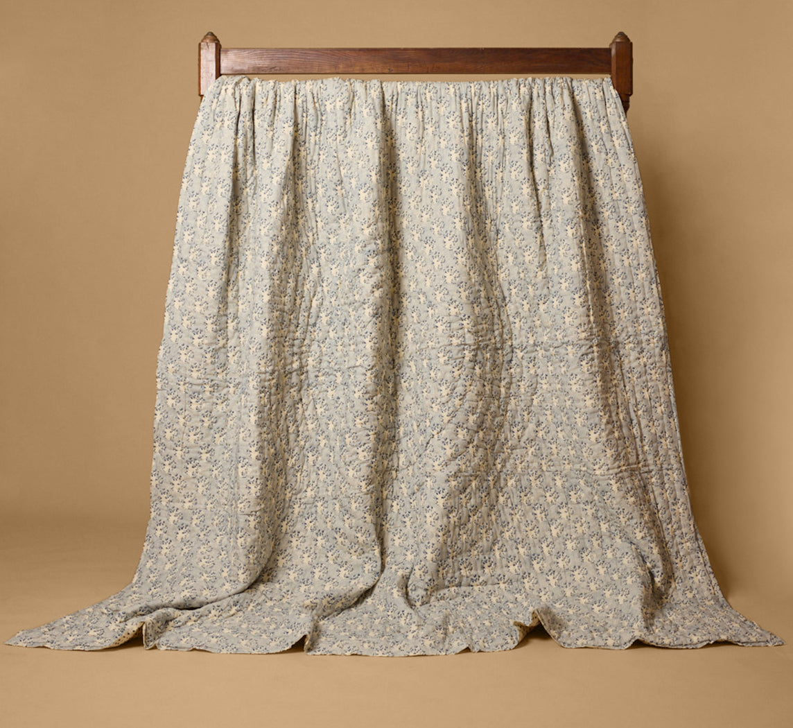 PIERCE & WARD BLUE MOON FLORAL QUILT