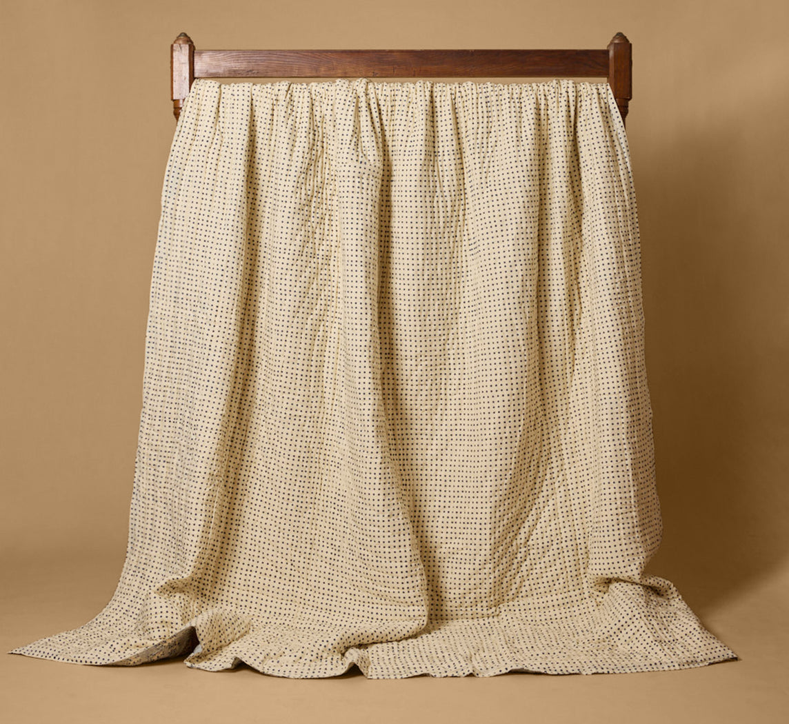 PIERCE & WARD BLUE MOON FLORAL QUILT